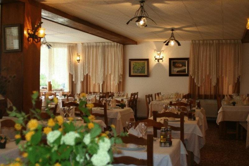 Hotel Estanys Blaus Tavascan Exteriér fotografie
